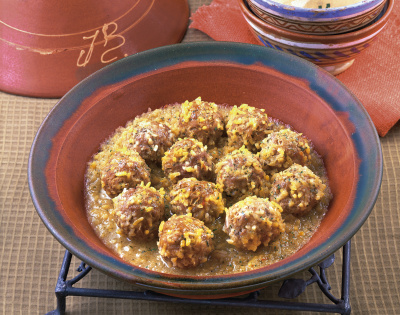 写真：米入りケフタ（モロッコ風肉団子の煮込み）