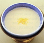 写真：卵とレモンのギリシャ風スープ
