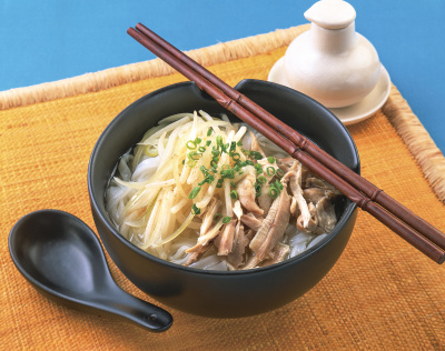 写真：鶏肉のフォー