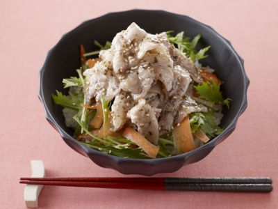 写真：豚しそ梅丼