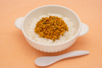 写真：レンジで簡単キーマカレー＜こどもカレーパウダー使用＞