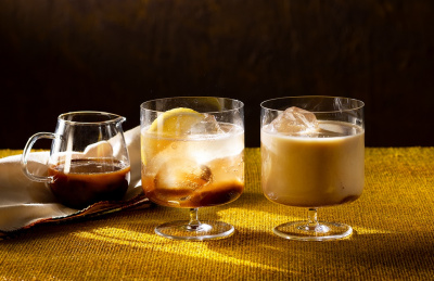 写真：３種のパウダースパイスで作るコーラ・チャイベース