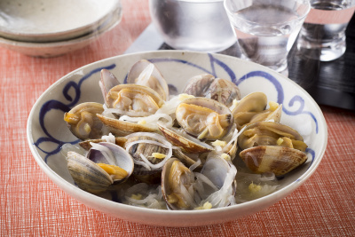 写真：あさりと大根のしょうが酒蒸し