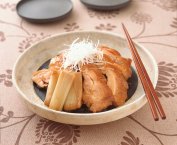 写真:鶏肉の香り煮